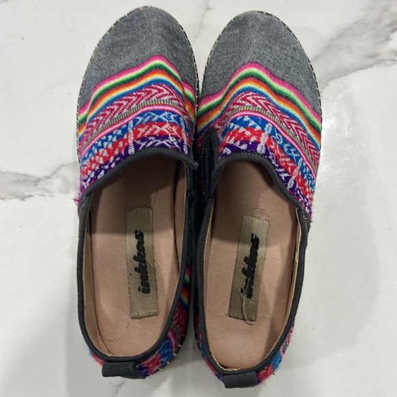 Inkkas Colorful Espadrill Slip On. Size 9W/7M - Picture 6 of 10